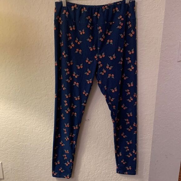 LuLaRoe Blue/ Red Leggings Cropped Size T/ C (tall & curvy) - Picture 2 of 6